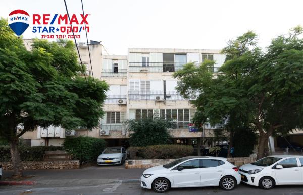 יל"ג, הרצליה הצעירה