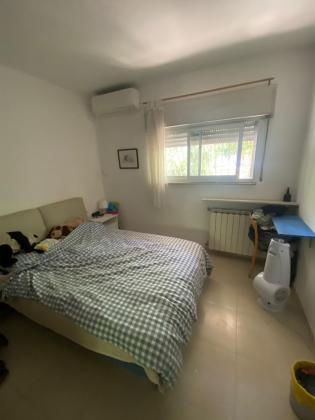 תיבונים 24, רחביה