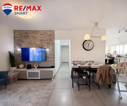 שז"ר זלמן, קרית ים א