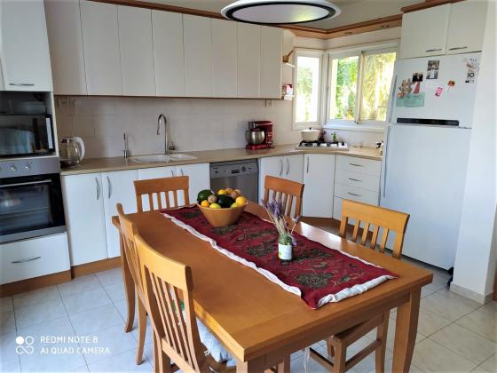 המלקוש 1, נוה עמל