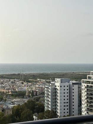 נעמי שמר 11, גן אברהם