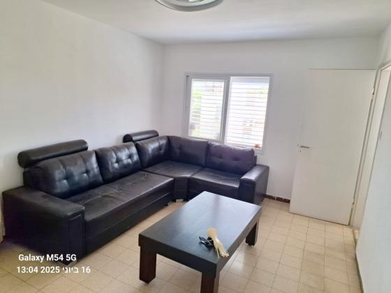 תל חי, מוצקין;דובדבן הכפר;כיסופים