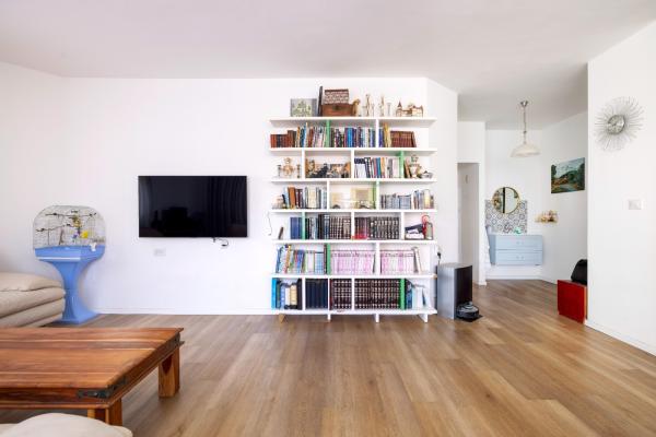 צנחנים 14, מרכז העיר