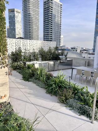 אחד העם 13, נחלת בנימין