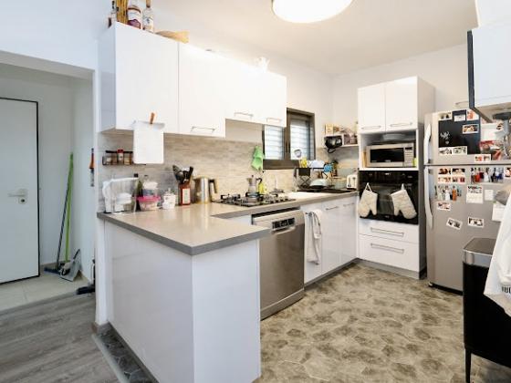 ויצמן 41, מרכז