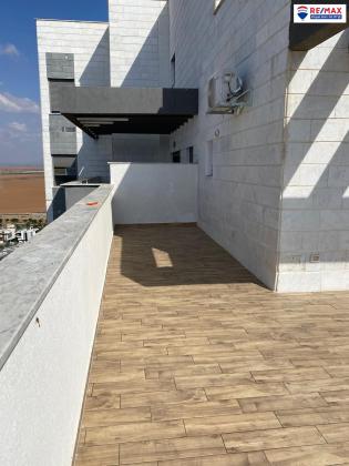 נופך 6, כרמי גת