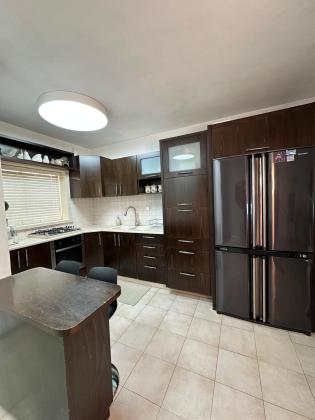 נרקיס 10, מורדות טבריה