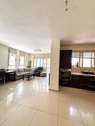 קפלנסקי, נווה עוז