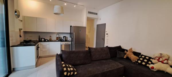 אסף, החרוזים