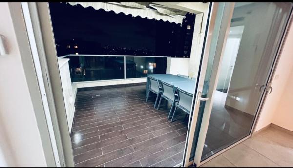 סוקולוב 97, הירוקה המזרחית