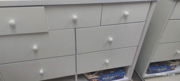 למכירה שידת החתלה ממש כמו