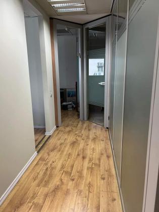 המגינים, עיר תחתית