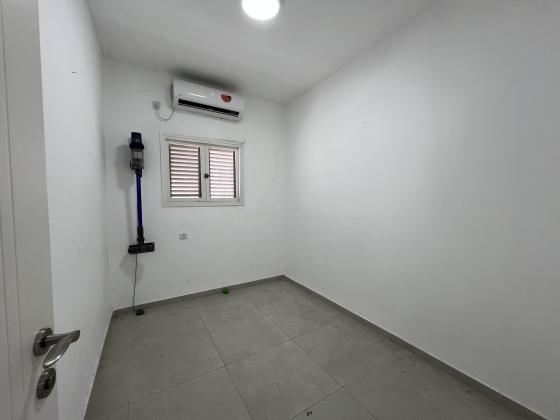 בשכונת שכונת הלל