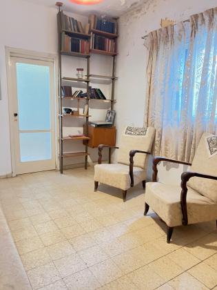 בשכונת פרדס רייספלד