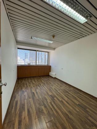 מנחם בגין 48, יד חרוצים