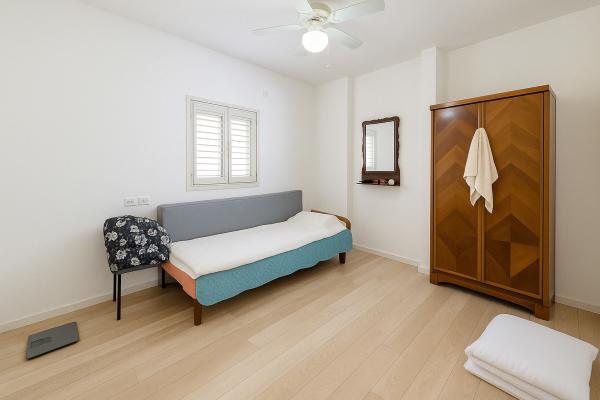 אריאל 6 (מרכז)