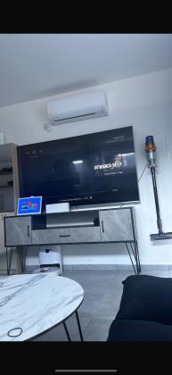 מזנון ושתי שולחנות סלון מושלמים