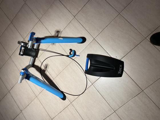 טריינר לאופניים במצב מעולה