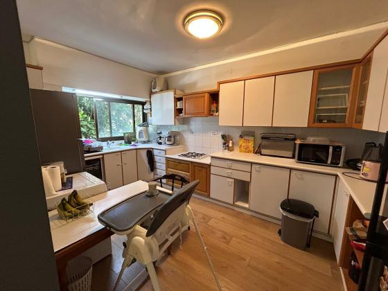 ויצמן 11, גולן