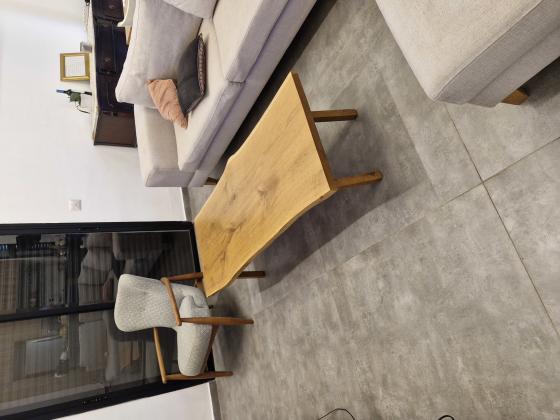 שולחן מהמם לסלון,במצב מצויין1