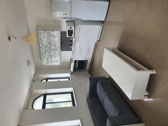 עלמא 12, נחלאות