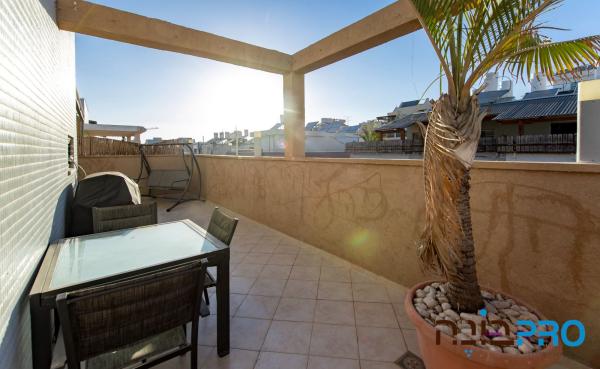 חבקוק 5, השומר