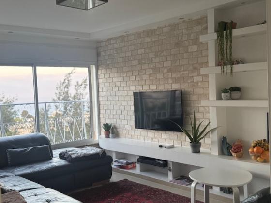 אדמונד פלג 22, רמת שאול