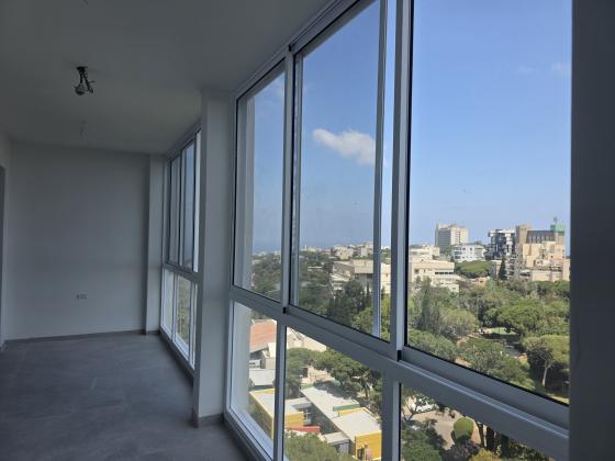 בשכונת מרכז הכרמל