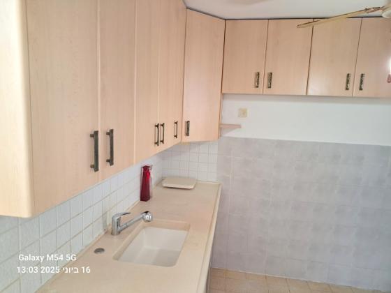 תל חי, מוצקין;דובדבן הכפר;כיסופים