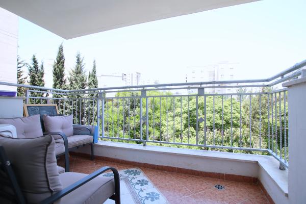 מוטה גור, נווה גנים ומוצקין הצעירה