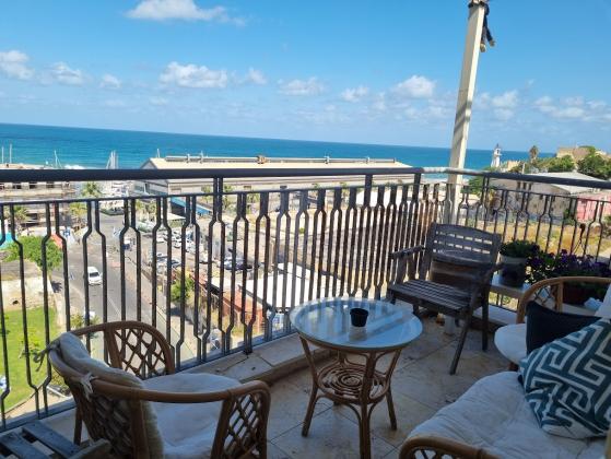 בשכונת יפו העתיקה