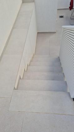 צבעוני 7, רמת השקד