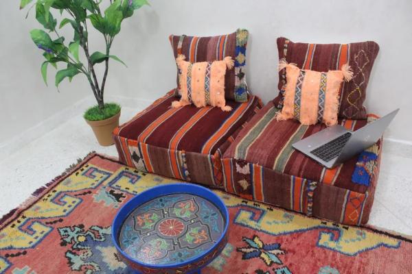 ספה מרוקאית לרצפה,