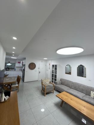 מרידור יעקב 11, גני ברנע