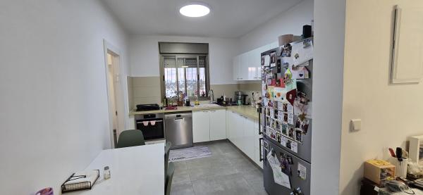 רביקוביץ דליה 16, קרית האמנים