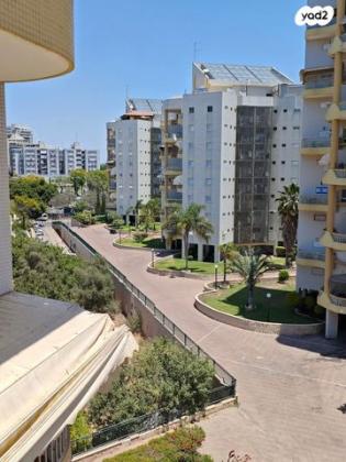 ירושלים 83, רביבים