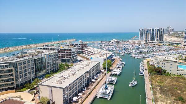 העוגן 6, המרינה