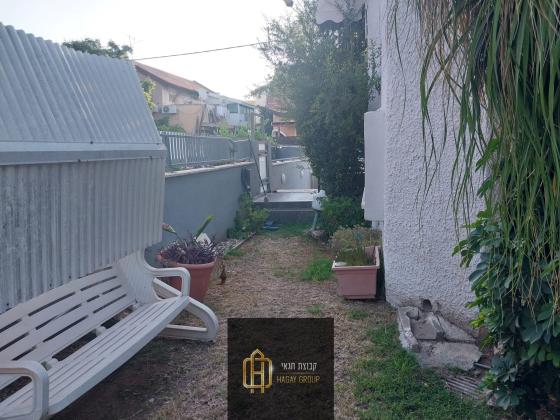 הגפן 3, יפה נוף וגני דן