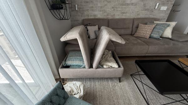 סלון יוקרתי יפהפה במצב מעולה כמו חדש