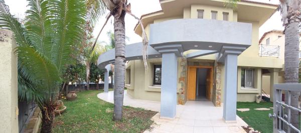 נחל בשור 64, שיכון א'