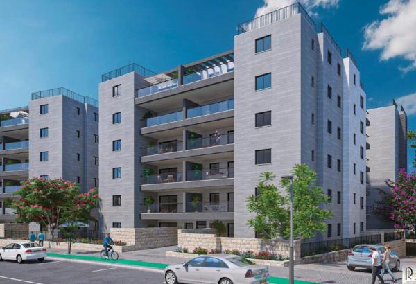 רפאל איתן 15, נאות שמיר