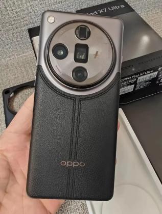 Oppo Find X7 Ultra Android