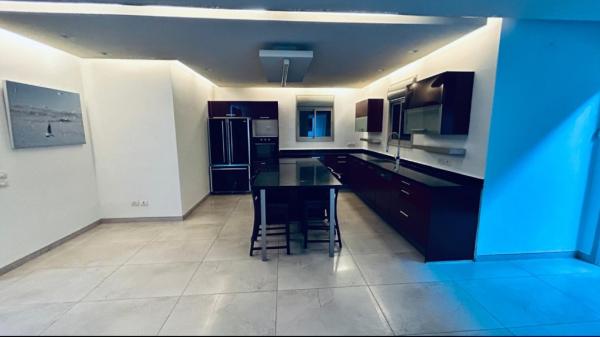 סוקולוב 97, הירוקה המזרחית