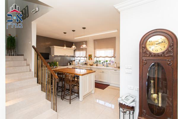 עובדיה 15, רמת התשבי