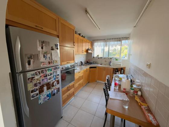 אדמונד פלג 32, רמת שאול