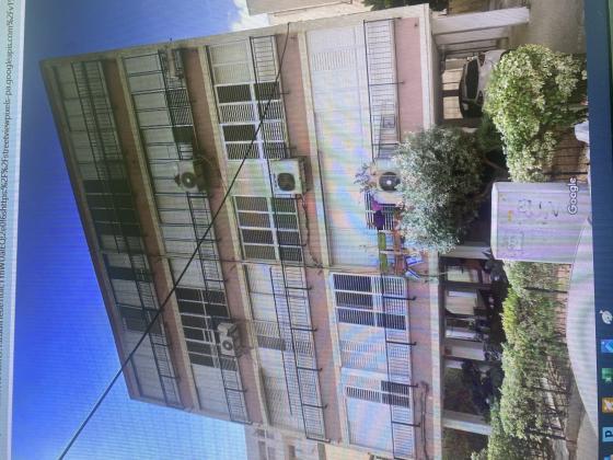 צ'לנוב 18, גרין ועם