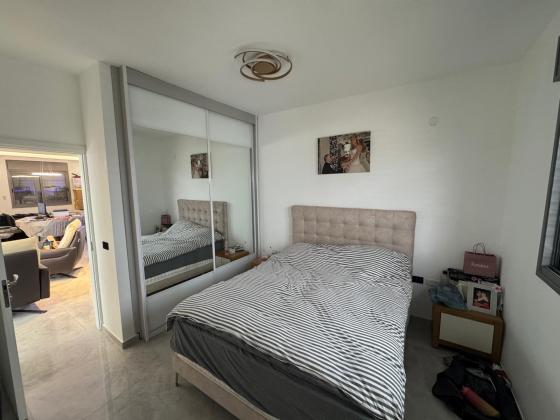 העצמאות 6, מרכז