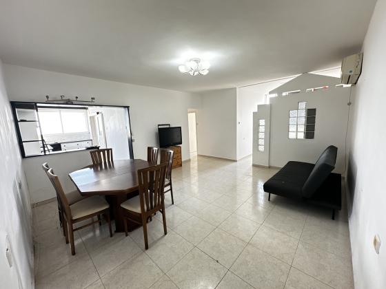 הפרחים 3, רוממה החדשה