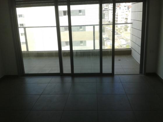 יפעה 1, נאות פרס