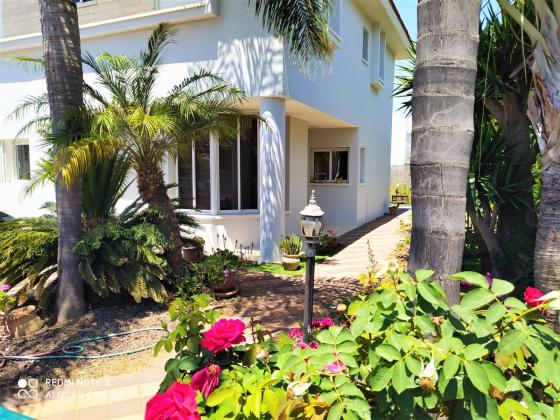 המלקוש 1, נוה עמל